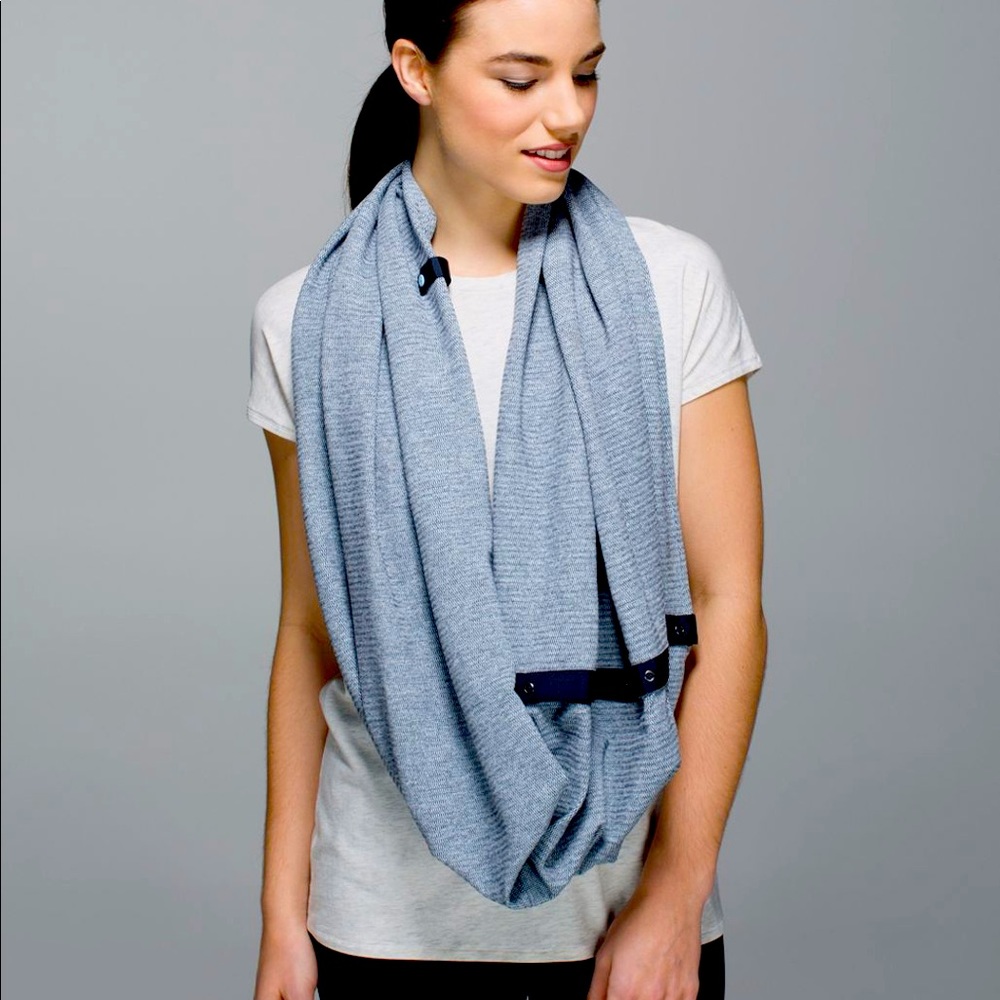 MUST GO lulu lemon vinyasa scarf